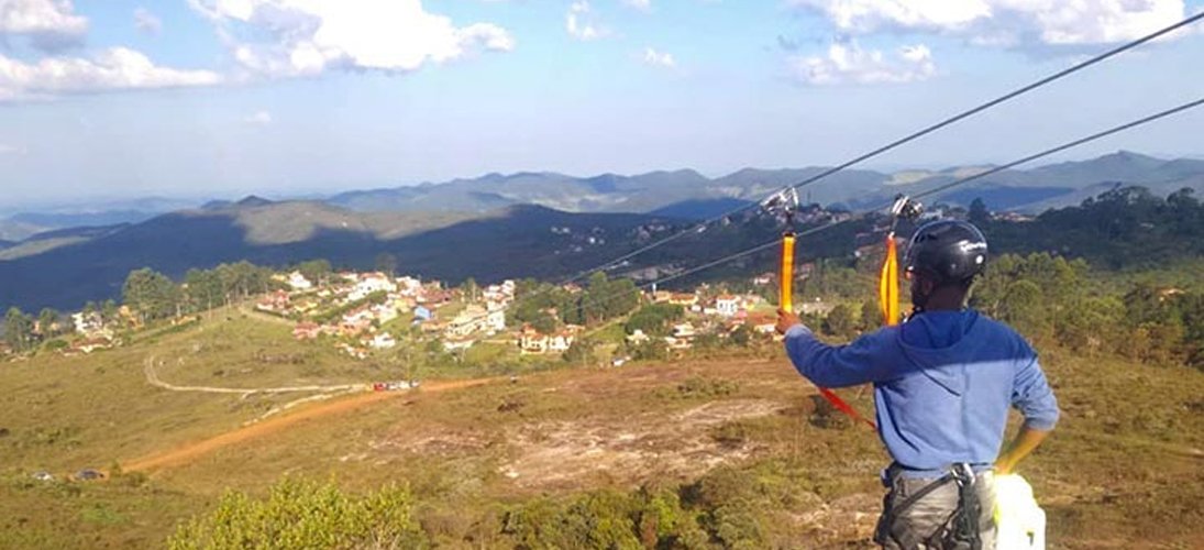 Mega Tirolesa - Atividades e atrativos de Lavras Novas