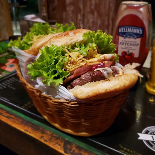 Hamburgueria Gaia Restaurantes em Lavras Novas